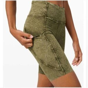 Lululemon Fast and Free 10” Highrise Biker Shorts - Ice Dye Ice Wash Moss Green